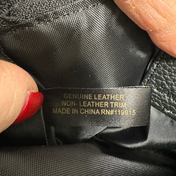 Giani Bernini Leather Crossbody Bag - Picture 7 of 8